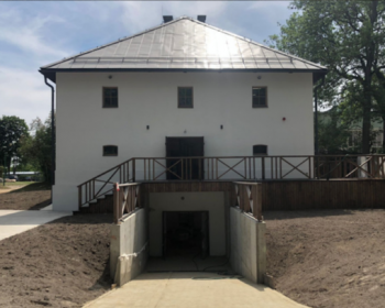 MALNAVAS KOLEDŽAS PĒTNIECISKO EKSPERIMENTĀLO LABORATORIJU ĒKAS PĀRBŪVE, Kļavu iela 17, Malnava, Malnavas pagasts, Ludzas novads